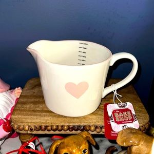 Masterclass bakeshop valentines heart measuring cup